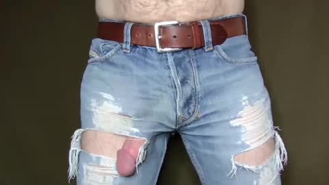 Snapshot of turquoise_metallic chatting on September 29, 2025, 12:10 pm Phil Box online show from September 29, 2025, 12:10 pm