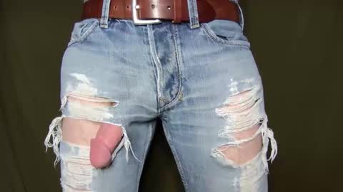 Snapshot of turquoise_metallic chatting on March 1, 2026, 3:25 pm Phil Box online show from March 1, 2026, 3:25 pm