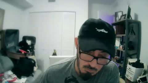 Snapshot of tuscan_taurus chatting on February 7, 2025, 8:01 am tuscan_taurus online show from February 7, 2025, 8:01 am