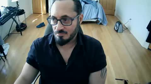 tuscan_taurus online show from February 8, 2026, 7:50 pm