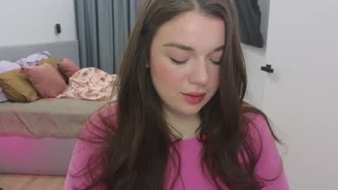 Snapshot of tutti_frutti_ chatting on February 18, 2025, 8:14 pm Ariana online show from February 18, 2025, 8:14 pm