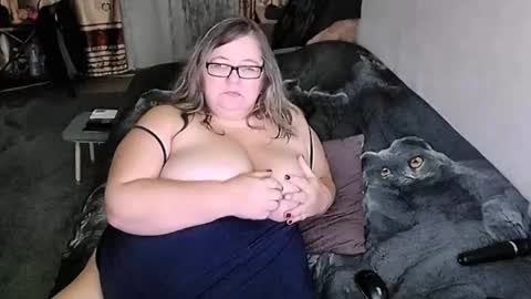 Lana online show from February 25, 2026, 11:25 pm