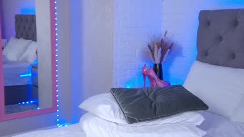 Hallie online show from January 16, 2025, 1:27 am