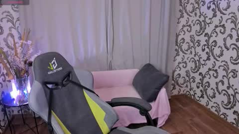 Angus online show from December 3, 2025, 7:12 pm