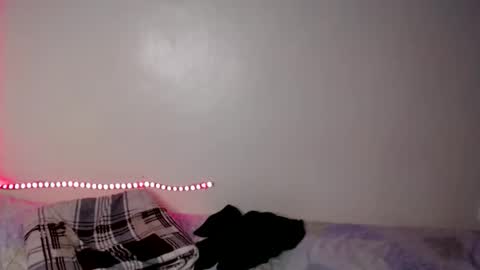 Twillight online show from October 23, 2025, 1:54 pm