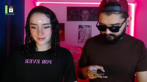 Snapshot of twinflamesxx chatting on February 25, 2025, 8:09 pm TwinFlamesXX online show from February 25, 2025, 8:09 pm