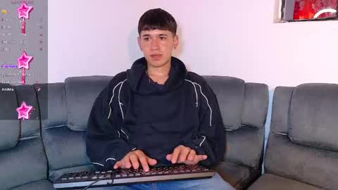 Snapshot of twink_daren chatting on November 10, 2025, 7:24 pm Mr Daren online show from November 10, 2025, 7:24 pm