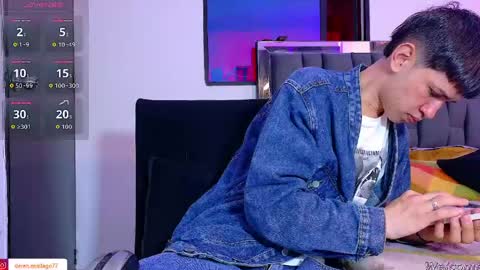 Snapshot of twink_daren chatting on June 3, 2026, 6:35 pm Mr Daren online show from June 3, 2026, 6:35 pm