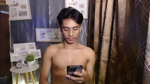 Snapshot of twink_hairyass69 chatting on January 6, 2025, 1:30 pm Aladin online show from January 6, 2025, 1:30 pm