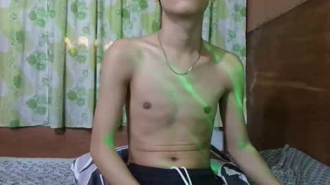 twinkbaby_yuno online show from June 2, 2026, 7:05 pm