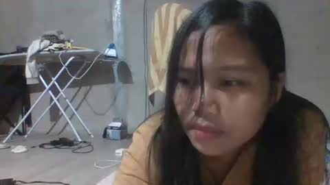 Snapshot of twinkle_purplemelon chatting on December 4, 2025, 3:21 pm twinkle_purplemelon online show from December 4, 2025, 3:21 pm