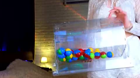 twinklefluff online show from September 24, 2025, 2:42 pm