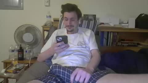 TwinkyMcgee online show from April 4, 2026, 6:00 am