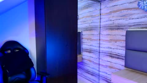 twinslovers_ online show from November 20, 2025, 3:50 am