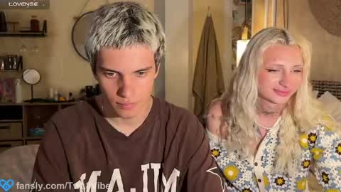 Molly and Nick online show from April 20, 2026, 8:21 pm