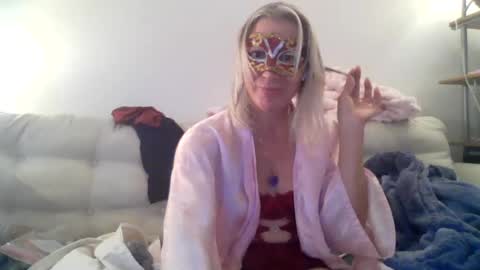 Snapshot of twoboobsonepenis chatting on June 13, 2026, 3:15 am twoboobsonepenis online show from June 13, 2026, 3:15 am