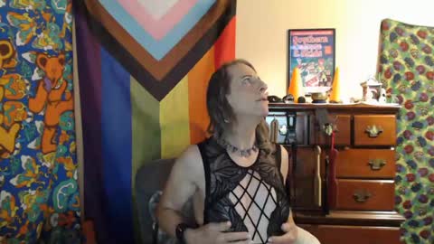 twocumkerry online show from June 18, 2026, 9:14 am