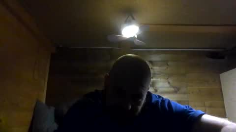 Snapshot of tybo2083 chatting on November 21, 2025, 4:33 am sneakycouple online show from November 21, 2025, 4:33 am