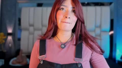 Snapshot of tyla_demon chatting on October 1, 2025, 4:07 am TYLA online show from October 1, 2025, 4:07 am