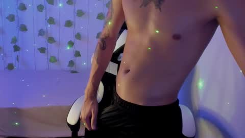 Snapshot of tyler_garcia_ chatting on February 1, 2025, 10:26 am Tyler Garcia online show from February 1, 2025, 10:26 am