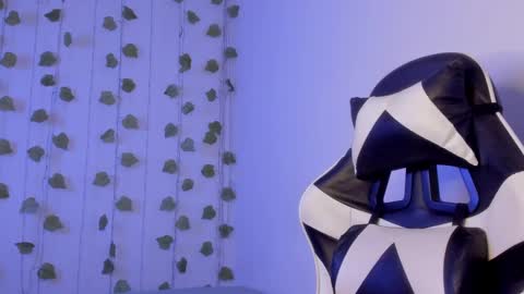 Snapshot of tyler_garcia_ chatting on March 4, 2025, 1:28 pm Tyler Garcia online show from March 4, 2025, 1:28 pm