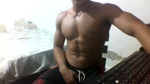 Snapshot of tyler_gold823 chatting on February 3, 2025, 4:52 pm Tyler online show from February 3, 2025, 4:52 pm