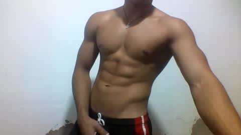 Snapshot of tyler_gold823 chatting on February 14, 2025, 1:29 pm Tyler online show from February 14, 2025, 1:29 pm