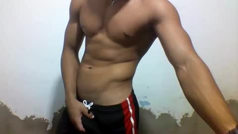 Snapshot of tyler_gold823 chatting on February 19, 2025, 4:44 pm Tyler online show from February 19, 2025, 4:44 pm