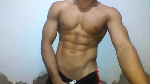 Snapshot of tyler_gold823 chatting on March 7, 2025, 1:51 pm Tyler online show from March 7, 2025, 1:51 pm