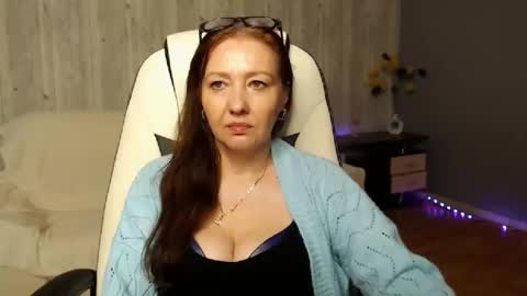 Snapshot of tyramories chatting on December 1, 2024, 4:29 pm tyramories online show from December 1, 2024, 4:29 pm