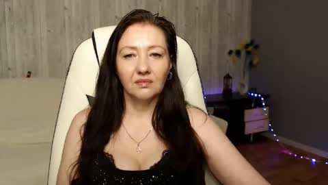 Snapshot of tyramories chatting on January 26, 2025, 10:45 am tyramories online show from January 26, 2025, 10:45 am