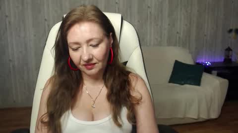 Snapshot of tyramories chatting on September 13, 2025, 2:39 pm tyramories online show from September 13, 2025, 2:39 pm