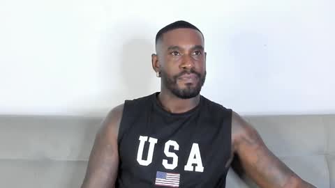 Snapshot of tyron_rulers chatting on February 4, 2026, 1:00 am Dvid Rullers online show from February 4, 2026, 1:00 am