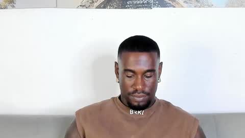 Snapshot of tyron_rulers chatting on February 13, 2026, 1:45 am Dvid Rullers online show from February 13, 2026, 1:45 am