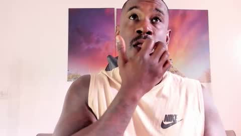 Snapshot of tyron_rulers chatting on February 18, 2026, 1:18 pm Dvid Rullers online show from February 18, 2026, 1:18 pm