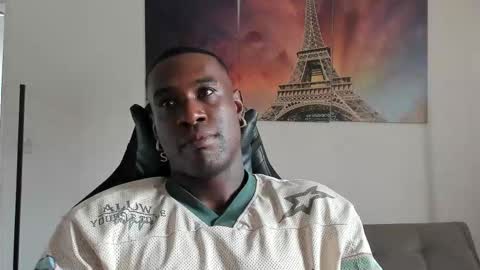 Snapshot of tyron_rulers chatting on February 27, 2026, 1:44 pm Dvid Rullers online show from February 27, 2026, 1:44 pm