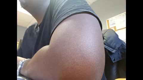 Snapshot of tyroneall chatting on November 4, 2025, 2:16 pm tyroneall online show from November 4, 2025, 2:16 pm