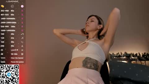 Snapshot of tyty_pupu chatting on February 19, 2026, 5:42 pm Christine 3 Next broadcast tomorrow at 2100 GMT 5 online show from February 19, 2026, 5:42 pm