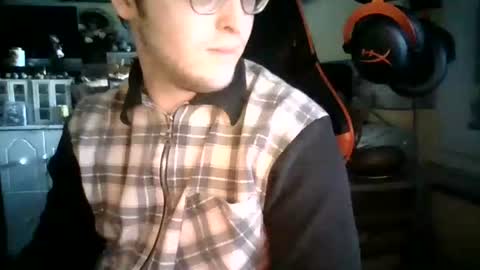 Snapshot of tytybout chatting on March 25, 2026, 5:19 pm Tytybout online show from March 25, 2026, 5:19 pm