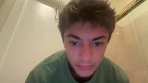 Snapshot of tyy0ung chatting on May 15, 2026, 9:55 pm tyy0ung online show from May 15, 2026, 9:55 pm