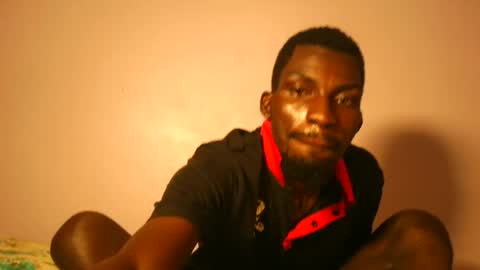 Snapshot of uae_love chatting on June 11, 2026, 5:55 pm uae_love online show from June 11, 2026, 5:55 pm