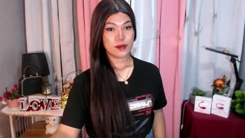 Snapshot of ugly_asianlover chatting on December 23, 2024, 8:11 am rechelle online show from December 23, 2024, 8:11 am