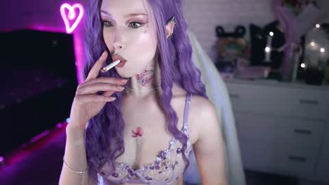 Snapshot of uindi chatting on January 7, 2025, 4:16 pm Izzy online show from January 7, 2025, 4:16 pm