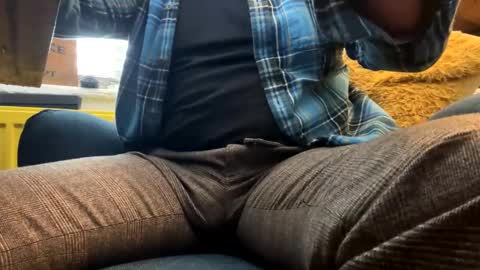 ukclive online show from February 3, 2025, 11:42 am