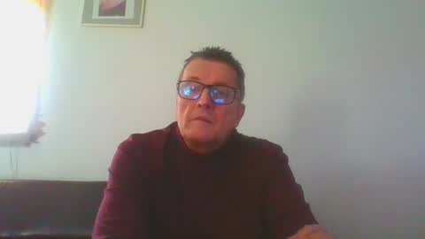 Snapshot of ulmeni4 chatting on December 25, 2024, 1:09 pm ulmeni4 online show from December 25, 2024, 1:09 pm