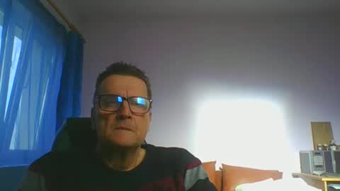 Snapshot of ulmeni4 chatting on February 17, 2025, 12:48 pm ulmeni4 online show from February 17, 2025, 12:48 pm