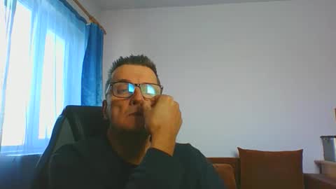 ulmeni4 online show from January 19, 2026, 7:12 am