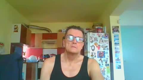 ulmeni4 online show from February 22, 2026, 8:24 am