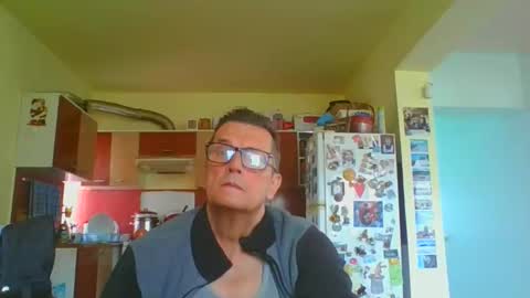 ulmeni7 online show from April 23, 2026, 10:58 am