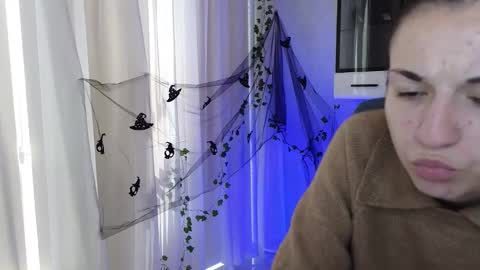 Ulyana online show from October 26, 2025, 6:19 am